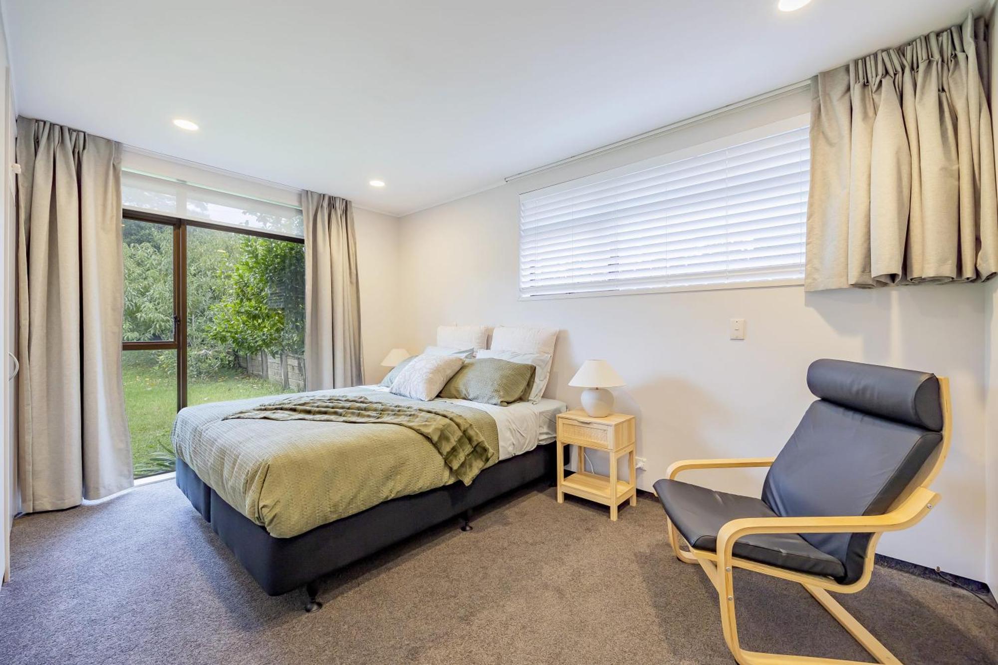Entire House With Pool, Spa Auckland Exterior photo