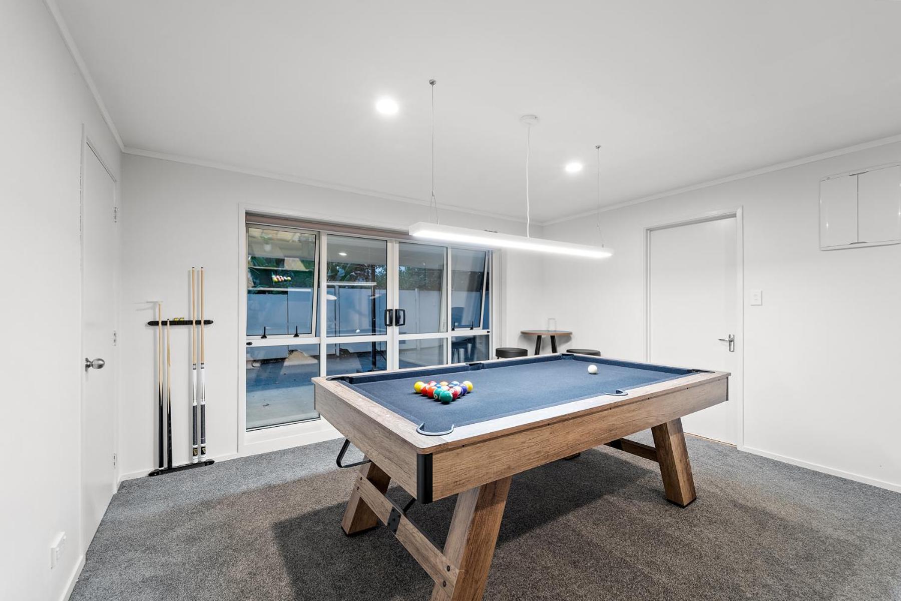 Entire House With Pool, Spa Auckland Exterior photo